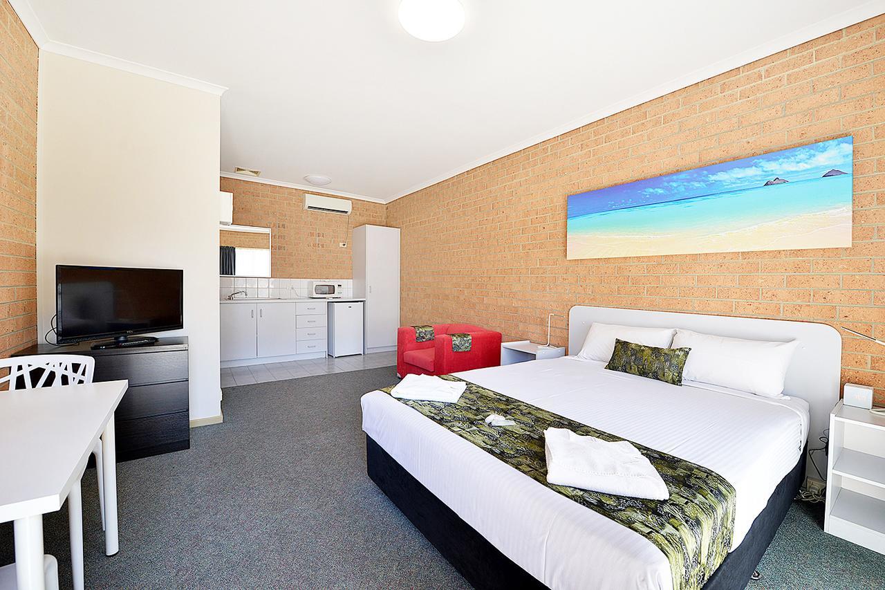 Cranbourne Motor Inn Zewnętrze zdjęcie
